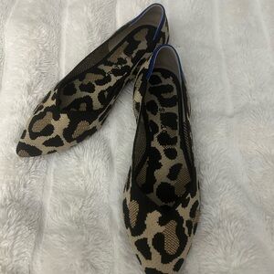 Leopard Print Pointed Toe Flats - Black & Tan Rothy’s